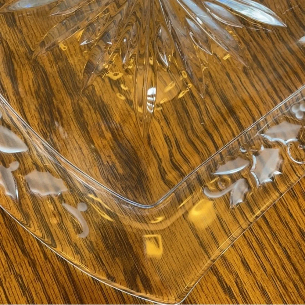 Mikasa 13 inch crystal heart dish - Picture 8 of 8